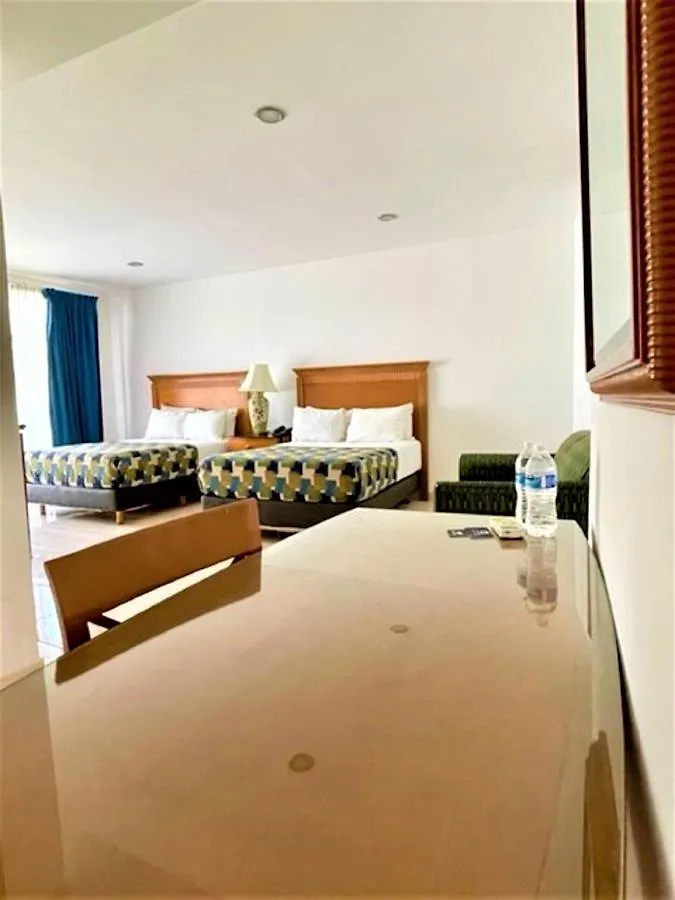 Hotel Embajadores Merida