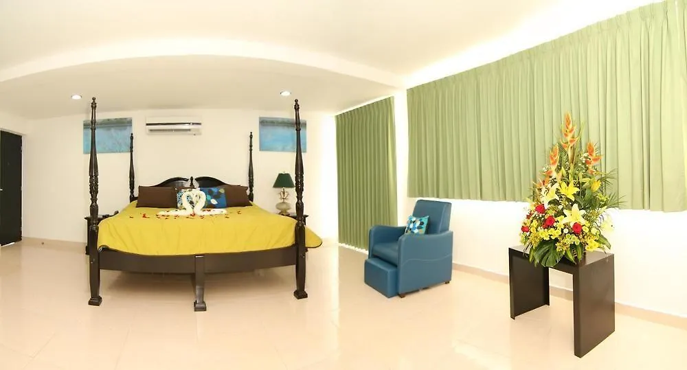 Hotel Embajadores Merida