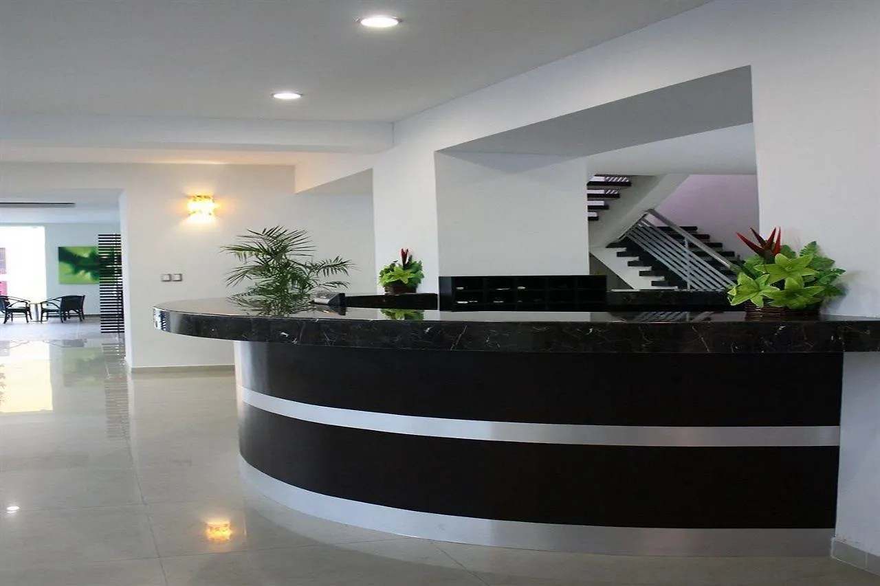 Hotel Embajadores Merida 4*,
